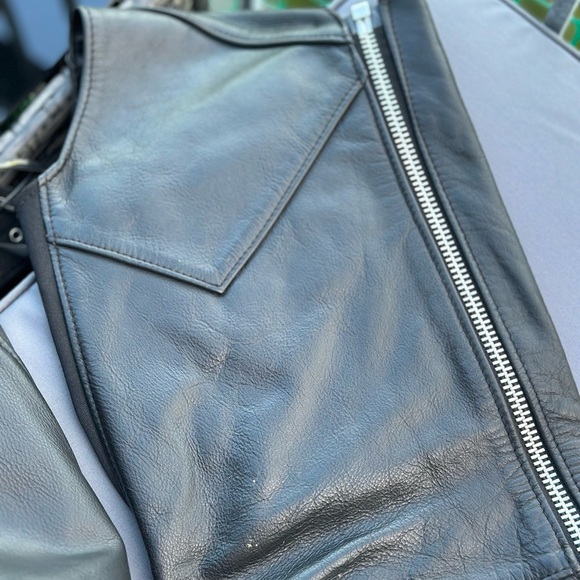 Pair Of Harley Davidson Leather Chaps Size WS - Picture 9 of 13